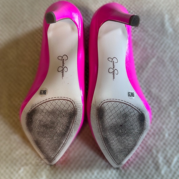 Sexy Hot Pink Heels - Picture 5 of 6